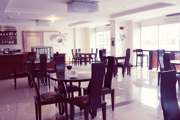 Clark Renaissance Hotel (Santol)